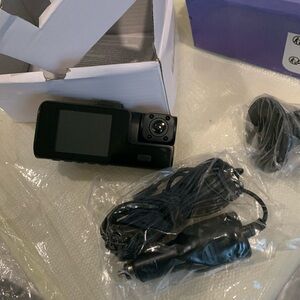 Black Dash Cam with Accessories